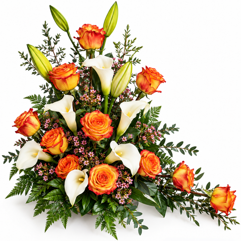 Piqué funéraire Éclat Mandarine avec roses orangées, callas blancs et fleurs délicates