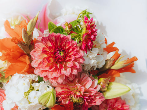 bouquet de fleur orange et rose fleur de guy livraison en outaouais
