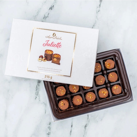 Boîte de Noisette Coquette pralinée, gourmandise chocolatée aux noisettes et praliné de 200 g.
